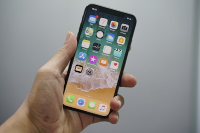 Pourquoi choisir un iPhone au lieu d’un smartphone Android? Pourquoi choisir un iPhone au lieu d’un smartphone Android?