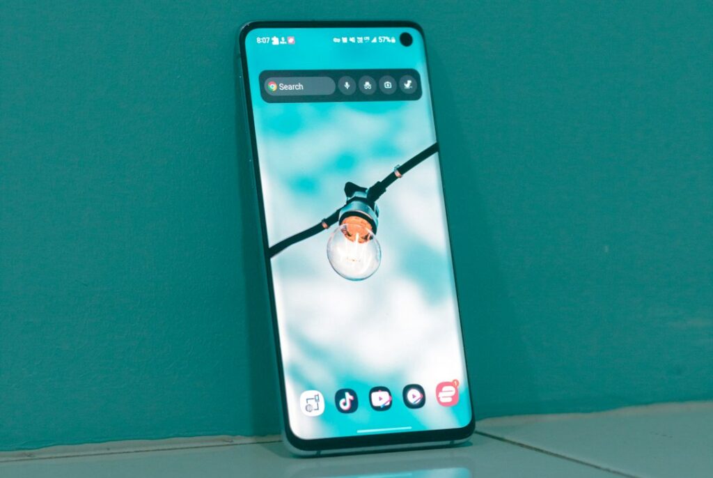 Quel Smartphone Samsung Choisir en 2024 ? Comparatif Complet des Gammes S, A et Z Quel Smartphone Samsung Choisir en 2024 ? Comparatif Complet des Gammes S, A et Z